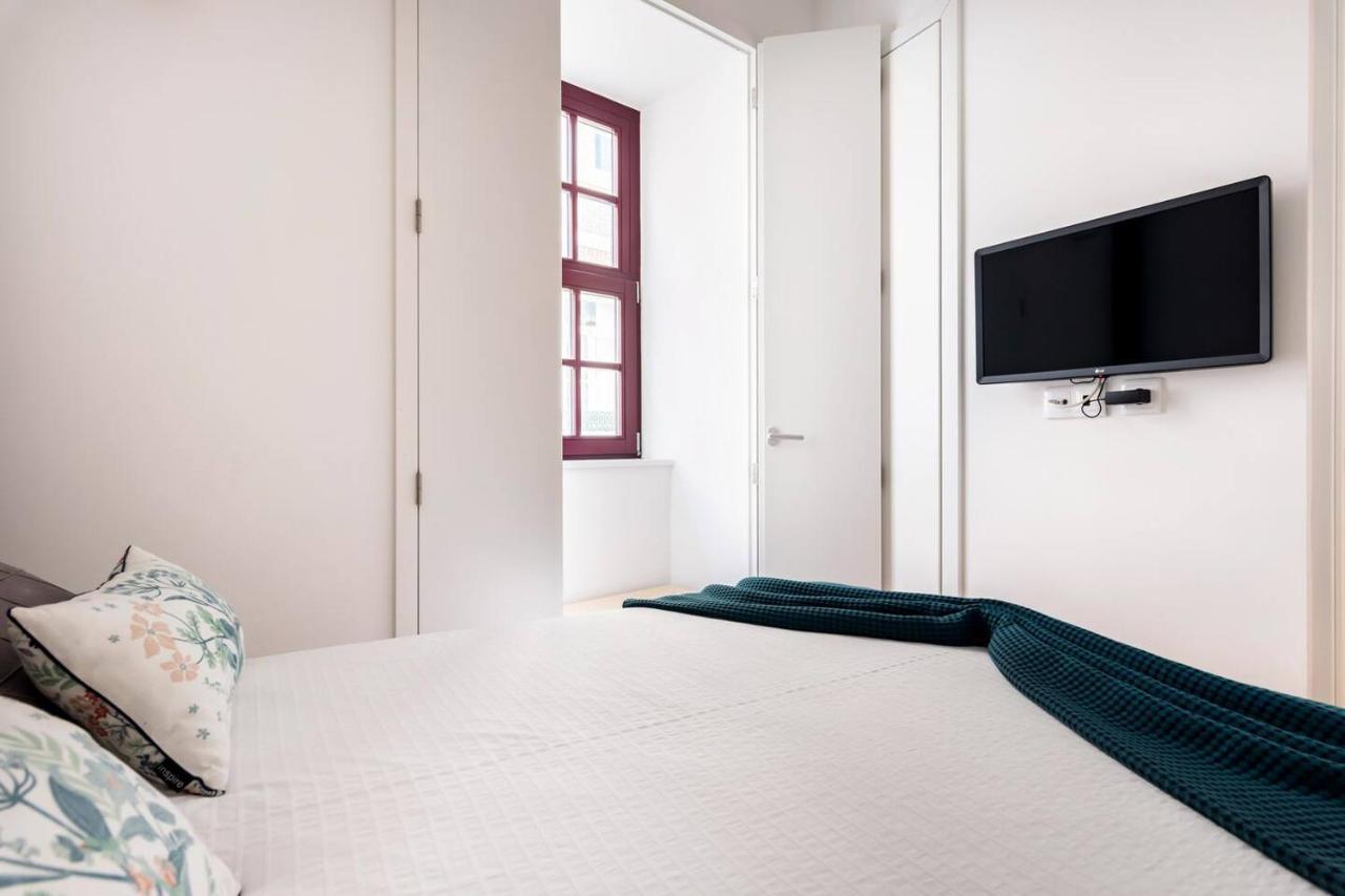 Neptuno Boutique Apartment - No Coracao Do Centro De Aveiro Exteriör bild